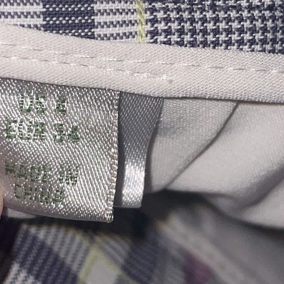 Cutter & Buck Plaid skirt Gray White Pink Size 4 Skirt Tennis In style - Picture 5 of 10